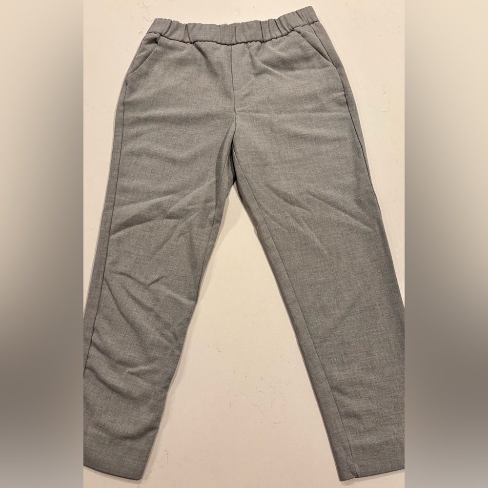 🌸 Zara TRF Collection Women’s Medium Gray Ankle Pants with Elastic Waist